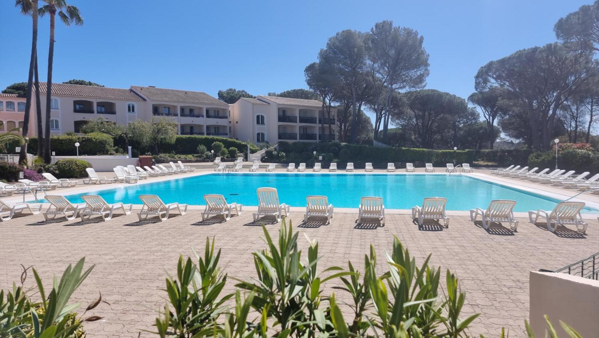 Chez K&D Studio Nature Avec Piscine St Raphael Saint-Raphaël 객실 사진